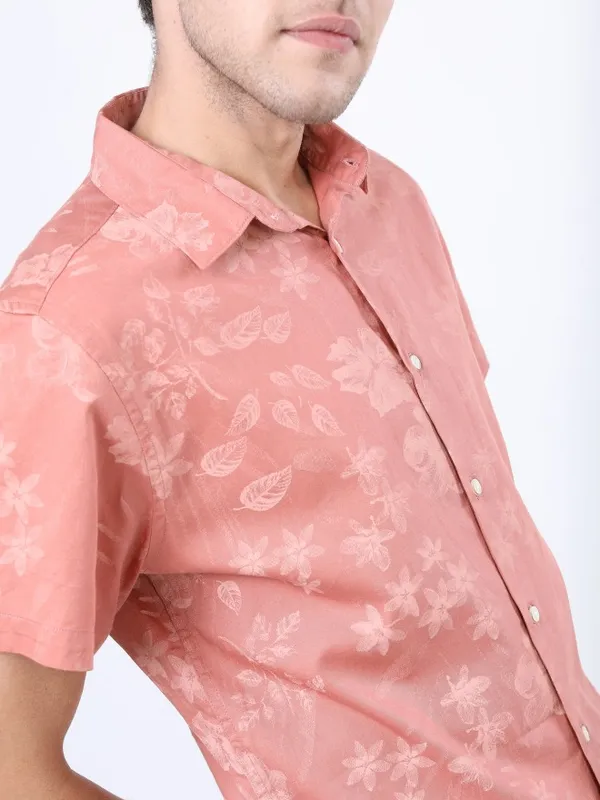  Highlander Men Terracotta Printed Slim Fit Casual Shirts