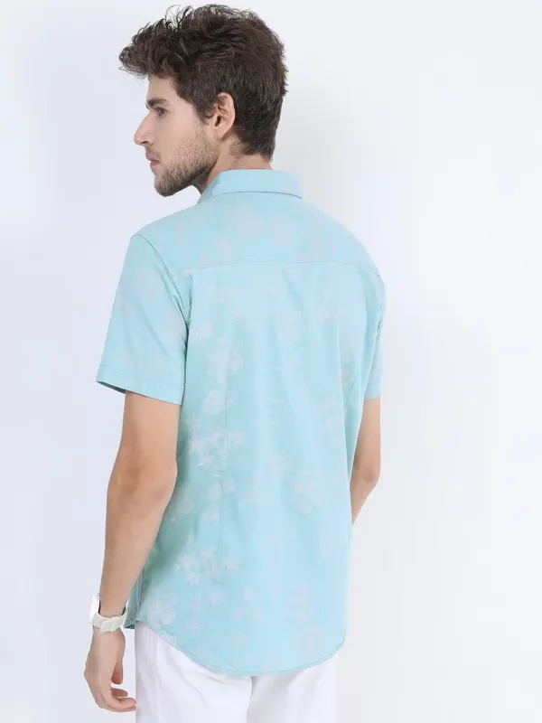 Highlander Men Blue Printed Slim Fit Casual Shirt