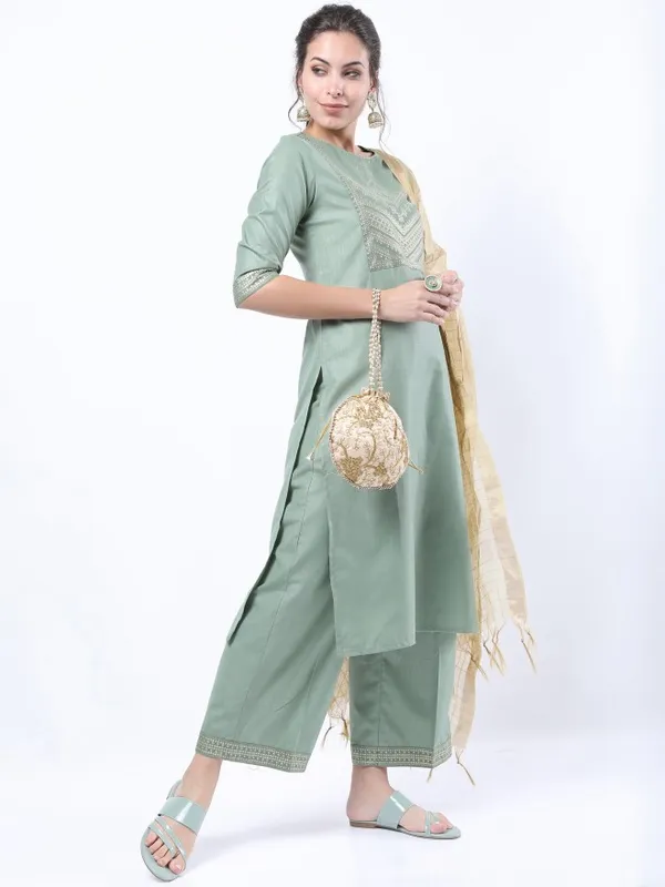  Ketch Women Green Printed Kurta Sets