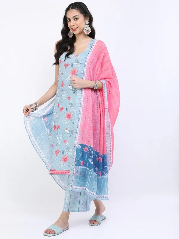  Vishudh Women Blue Printed Kurta Sets