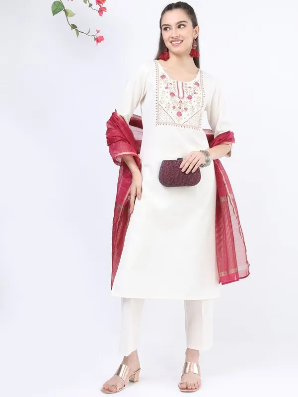 Women Kurta with Trouser & Dupatta