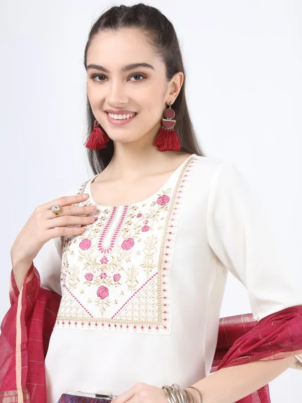 Women Kurta with Trouser & Dupatta