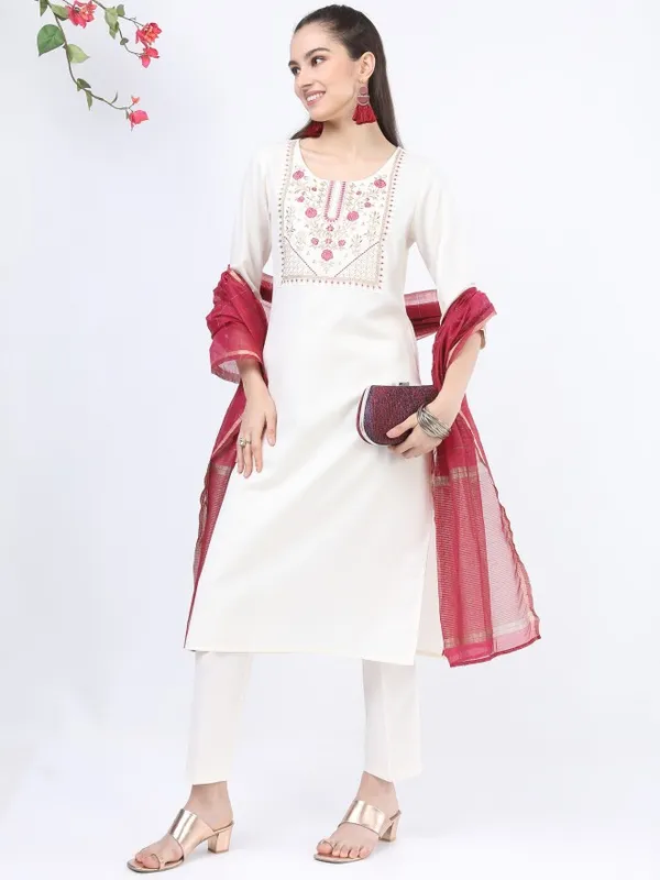 Women Kurta with Trouser & Dupatta