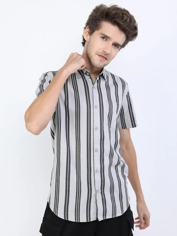  Highlander Men Grey Striped Slim Fit Casual Shirts