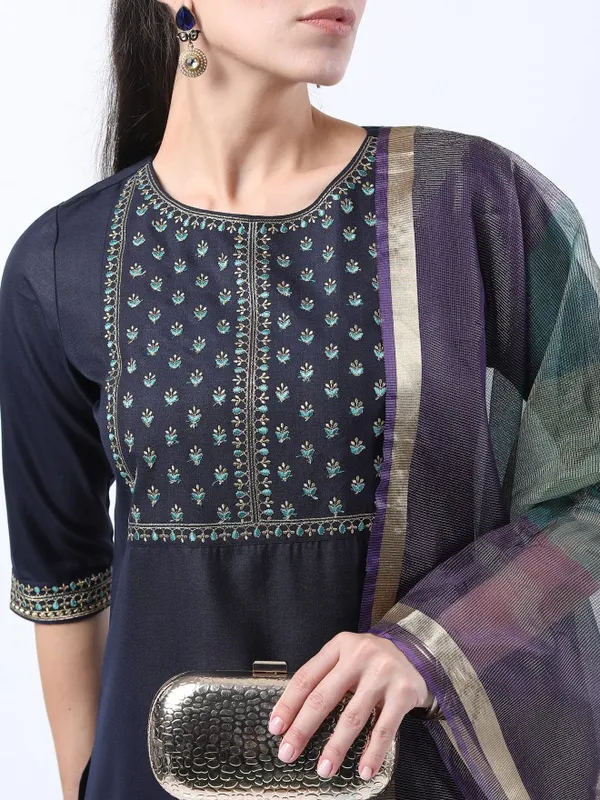  Ketch Women Navy Blue Embroidered Kurta Sets