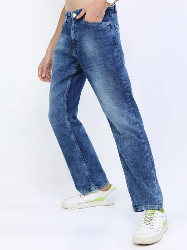 Men Straight Fit Jeans