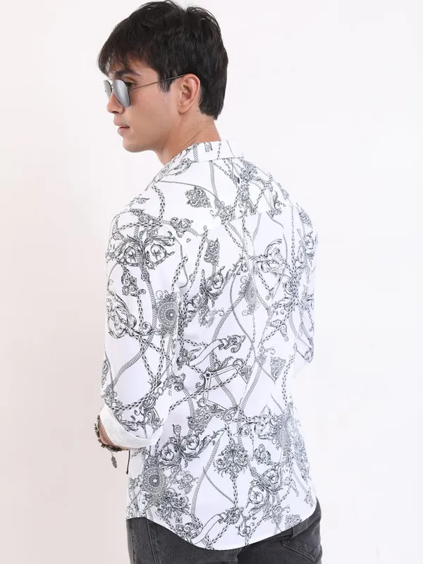  Highlander Men White Printed Slim Fit Casual Shirts