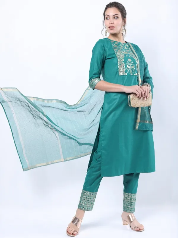  Ketch Women Green Printed Kurta Sets