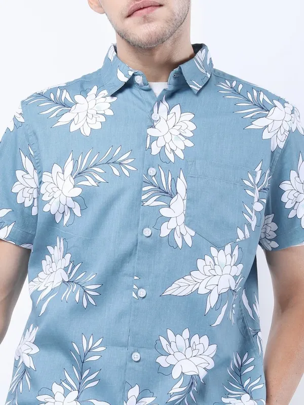  Highlander Men Blue Printed Slim Fit Casual Shirts