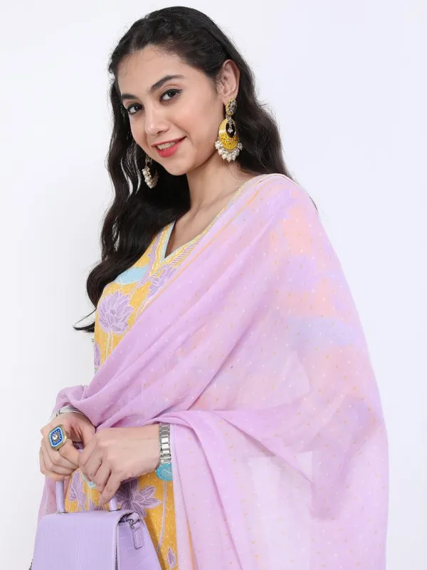  Vishudh Women Yellow Printed Kurta Sets