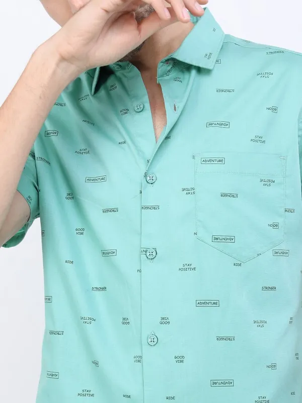  Ketch Men Green Printed Slim Fit Casual Shirts