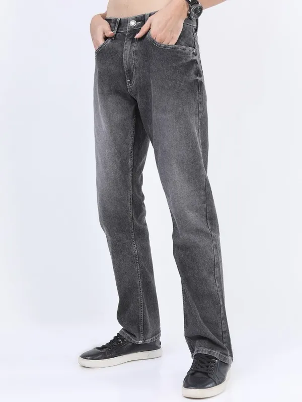  Highlander Men Grey Straight Fit Clean Look Jeans