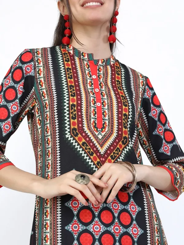  Vishudh Women Black Printed Straight Kurtas