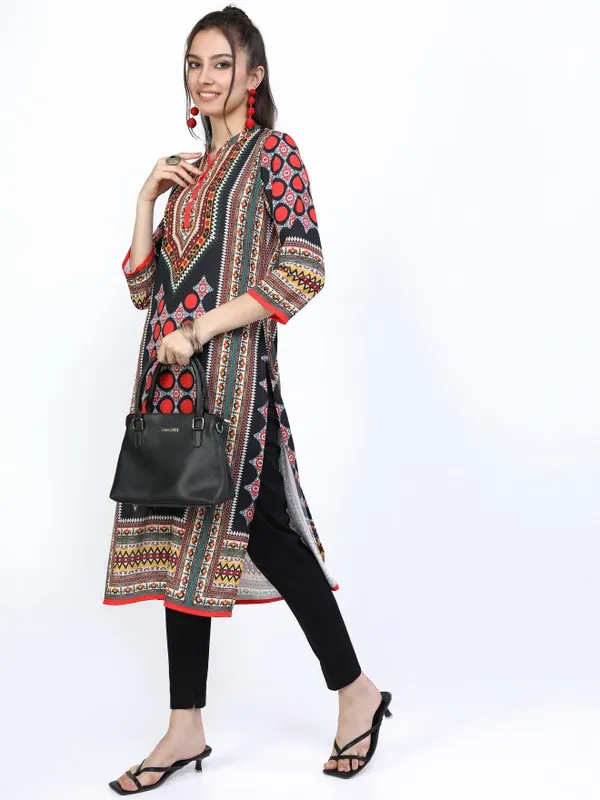  Vishudh Women Black Printed Straight Kurtas