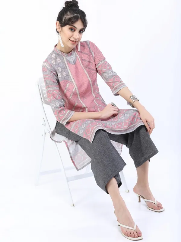  Vishudh Women Pink Printed A-Line Kurtas