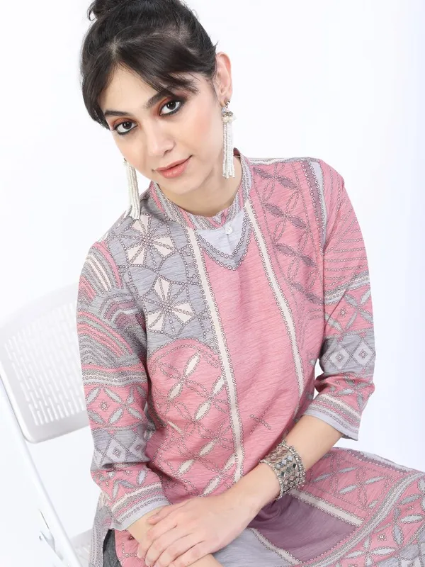  Vishudh Women Pink Printed A-Line Kurtas