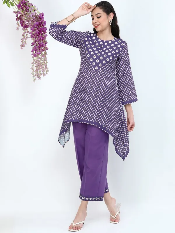  Vishudh Women Purple Printed Kurta Sets