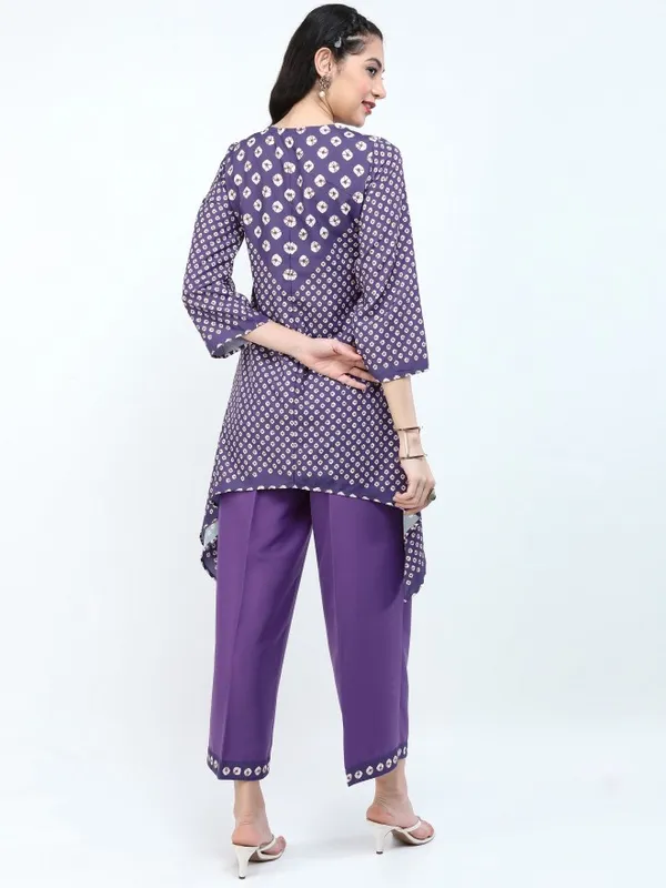  Vishudh Women Purple Printed Kurta Sets