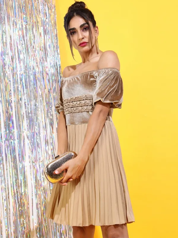  Tokyo Talkies Women Gold Solid Fit And Flare Dresses