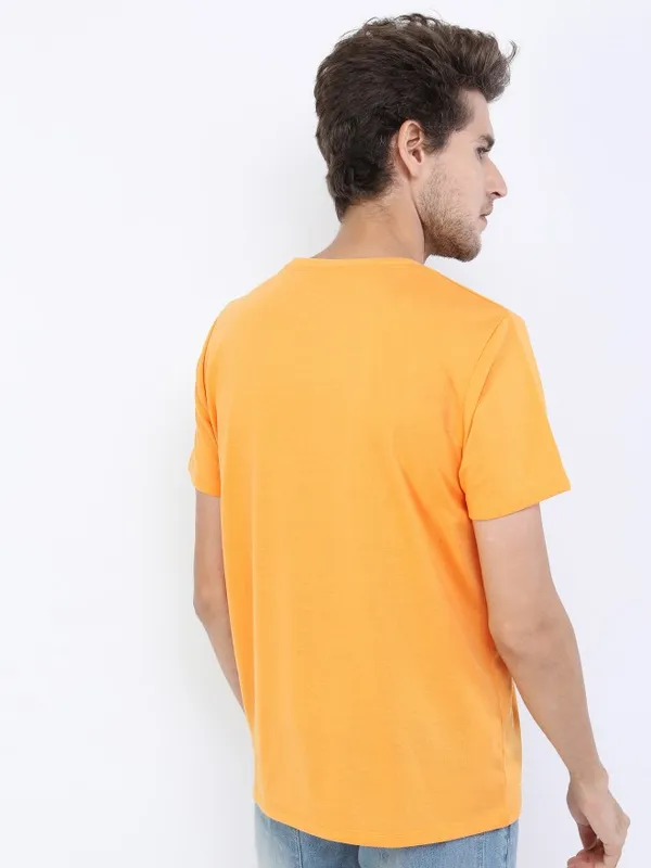  Ketch Men Yellow Printed Round Neck T-Shirts