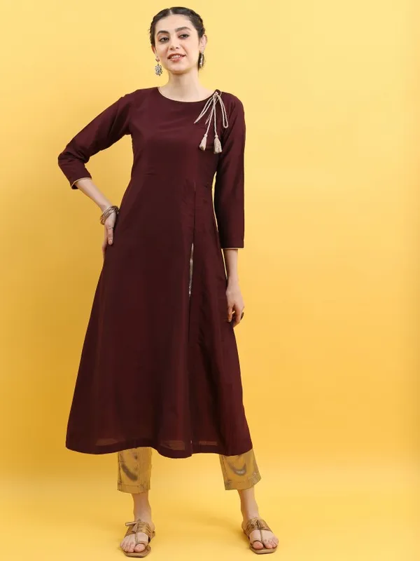  Vishudh Women Burgundy Solid A-Line Kurtas