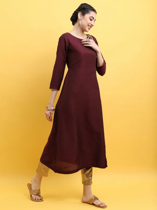  Vishudh Women Burgundy Solid A-Line Kurtas