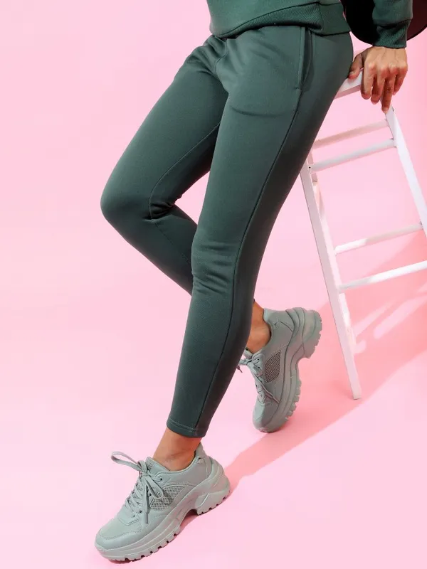  Tokyo Talkies Women Green Regular Fit Track Pants