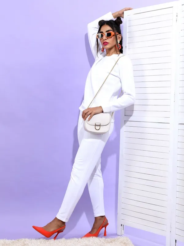  Ketch Women White Round Neck Sweatshirts