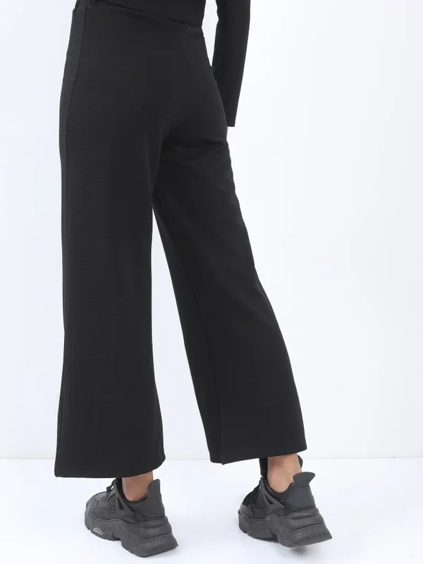  Tokyo Talkies Women Black Solid Regular Fit Casual Trousers