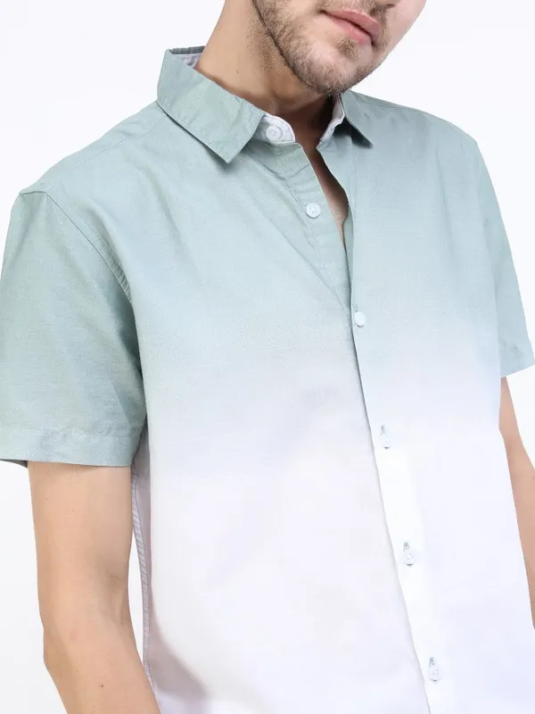  Highlander Men Green Colourblocked Slim Fit Casual Shirts