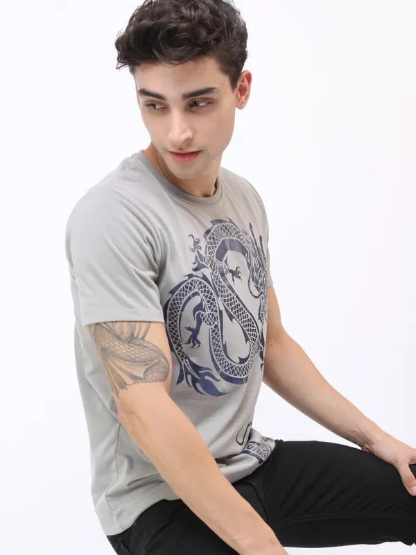 Men Printed Round Neck T-shirt