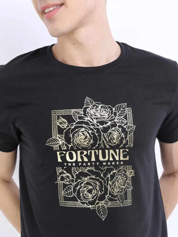 Men Printed Round Neck T-shirt