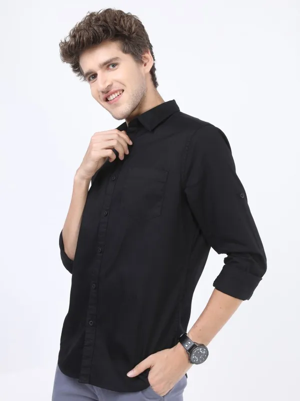 Men Slim Fit Casual Shirt