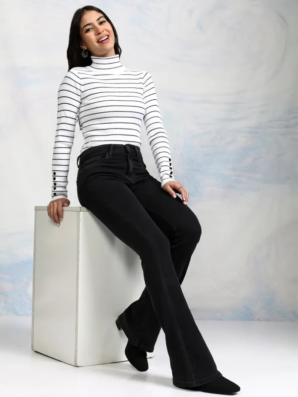  Tokyo Talkies Women White Turtle Neck Sweaters