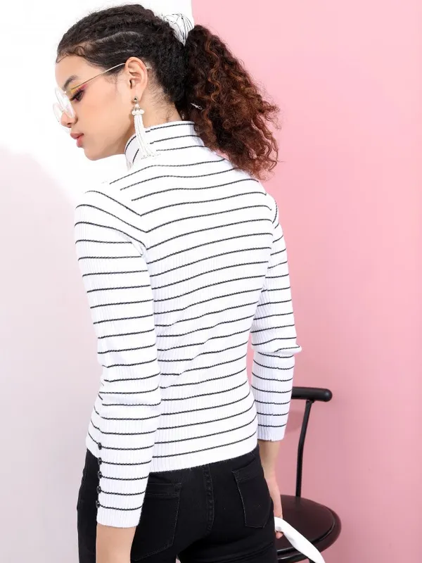  Tokyo Talkies Women White Turtle Neck Sweaters