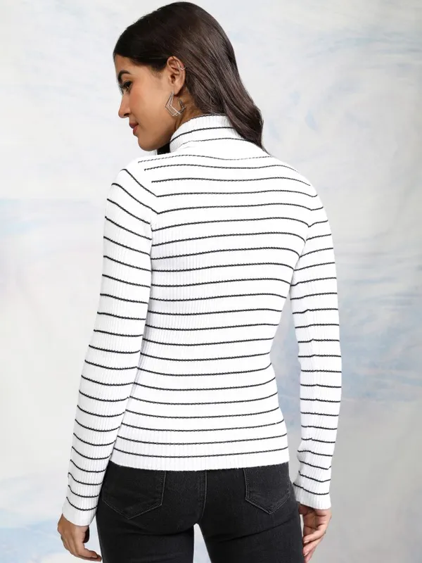  Tokyo Talkies Women White Turtle Neck Sweaters