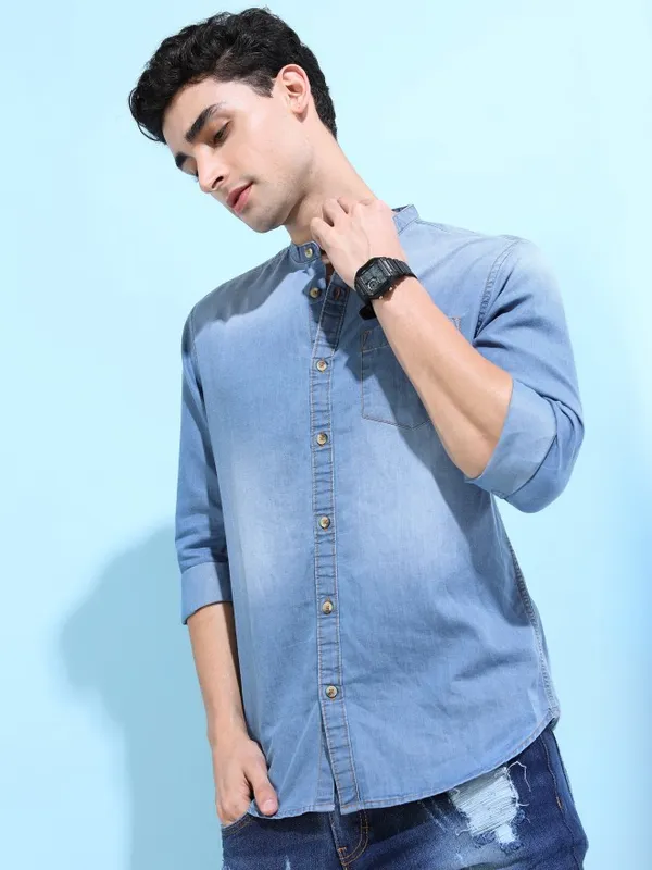  Highlander Men Blue Faded Slim Fit Casual Shirts