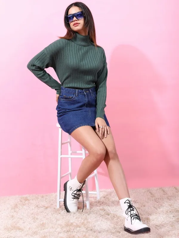 Tokyo Talkies Women Green Turtle Neck Sweaters