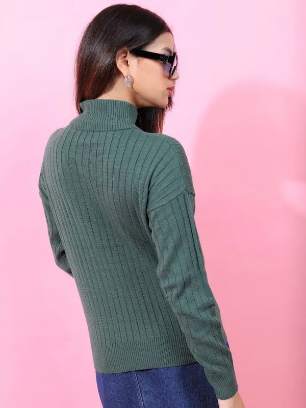 Tokyo Talkies Women Green Turtle Neck Sweaters