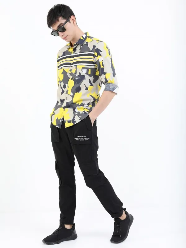 Men Slim Fit Casual Shirt