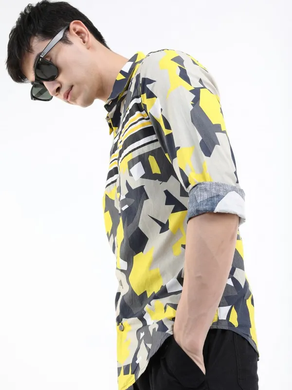 Men Slim Fit Casual Shirt