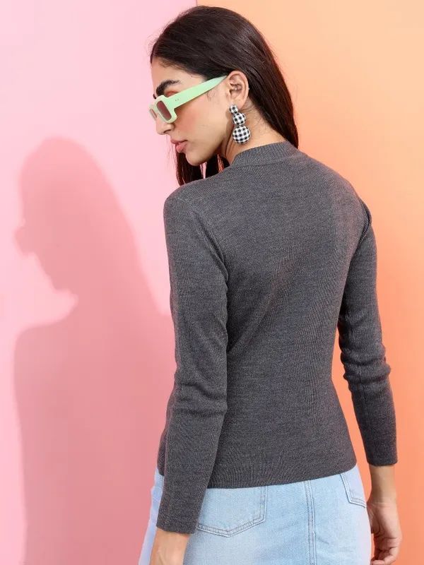  Tokyo Talkies Women Grey Round Neck Sweaters