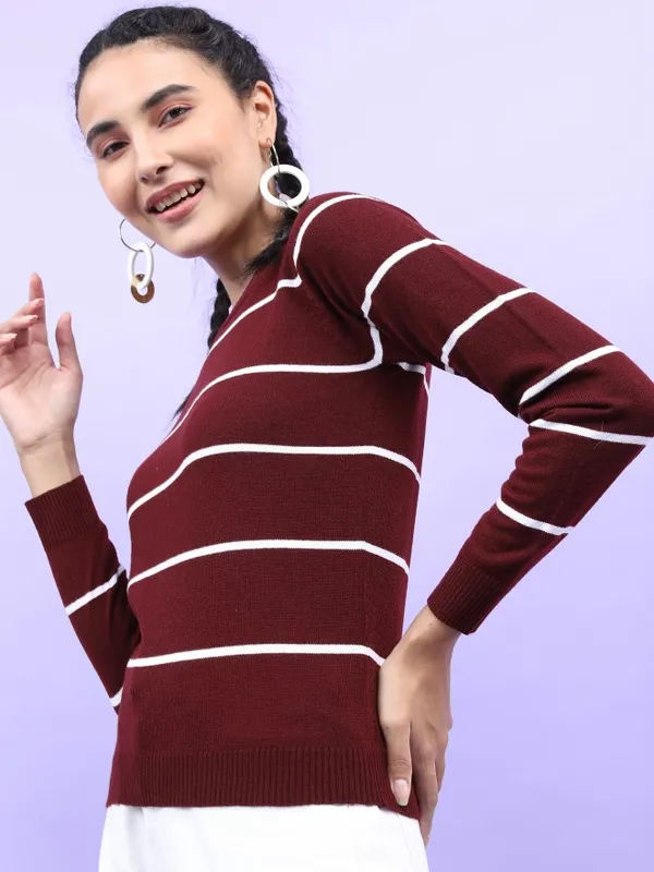  Tokyo Talkies Women Maroon Round Neck Sweaters
