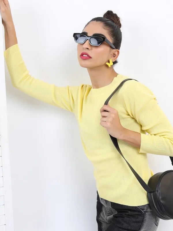  Ketch Women Yellow Round Neck Sweaters