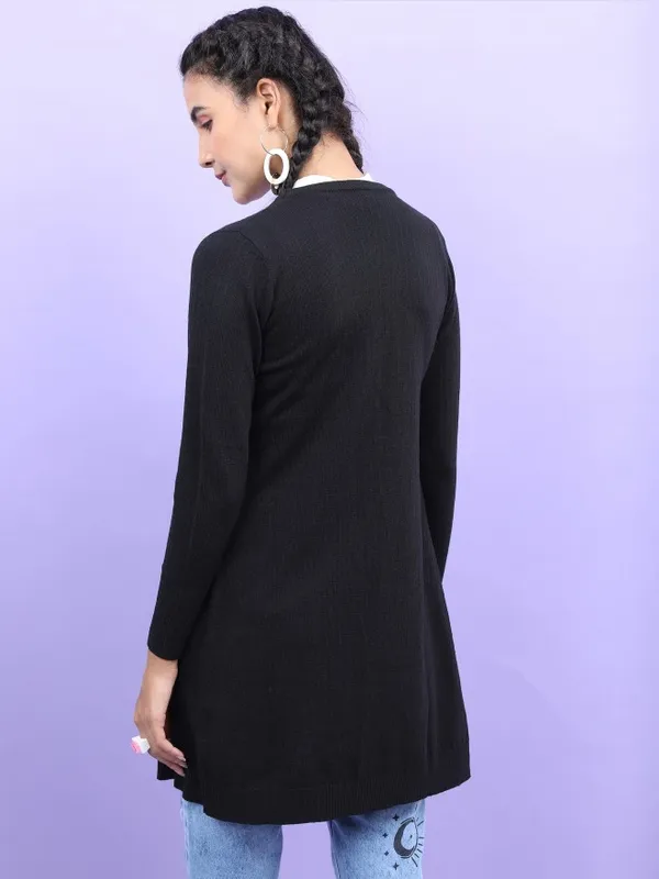 Tokyo Talkies Women Black V Neck Sweaters