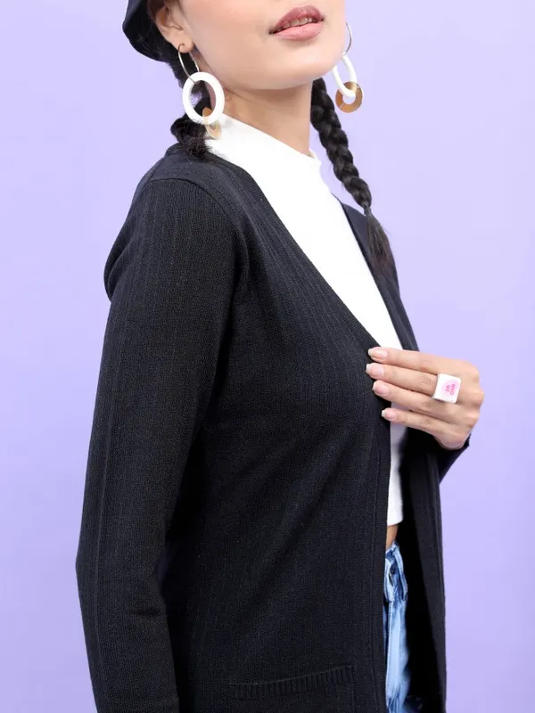 Tokyo Talkies Women Black V Neck Sweaters