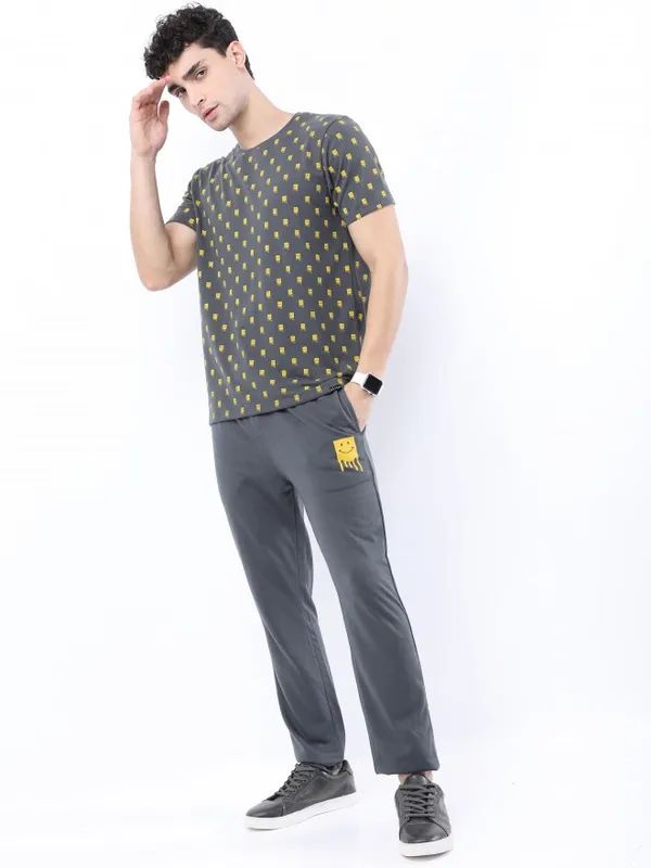  Ketch Men Grey Regular Fit Track Pants