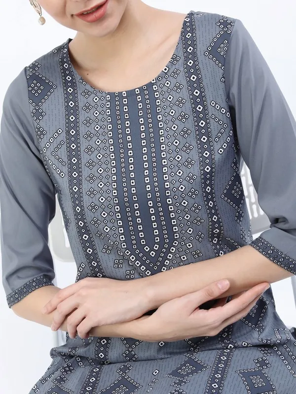  Ketch Women Charcoal Printed Straight Kurtas