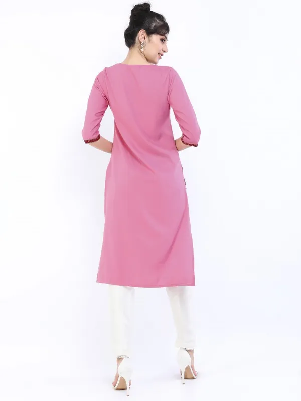  Ketch Women Peach Printed Straight Kurtas