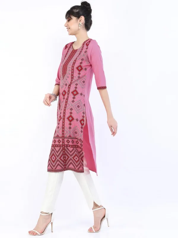  Ketch Women Peach Printed Straight Kurtas